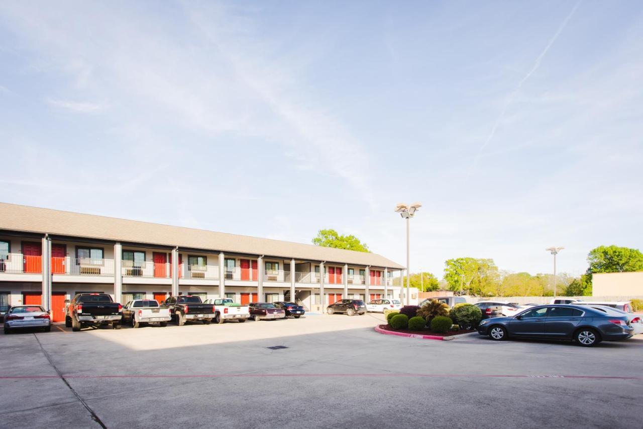 Palace And Motel 3*